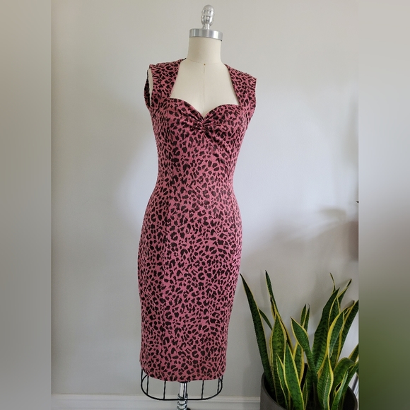 NECESSARY OBJECTS retro pin-up girl style dress in pink and black leopard print - Picture 9 of 12